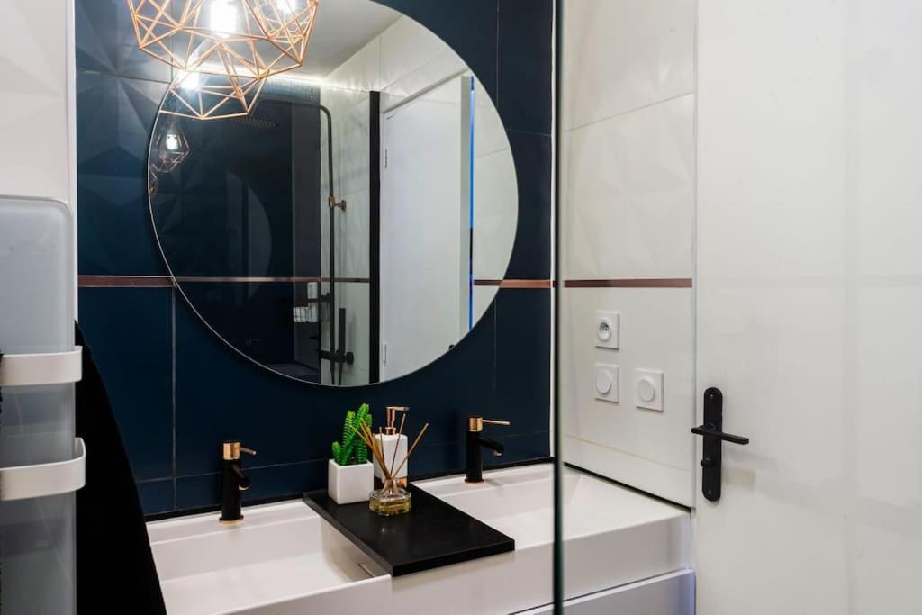 T3 Le Designer 4E-Terrasse-Climatisation & Netflix Apartment มาร์กเซย ภายนอก รูปภาพ