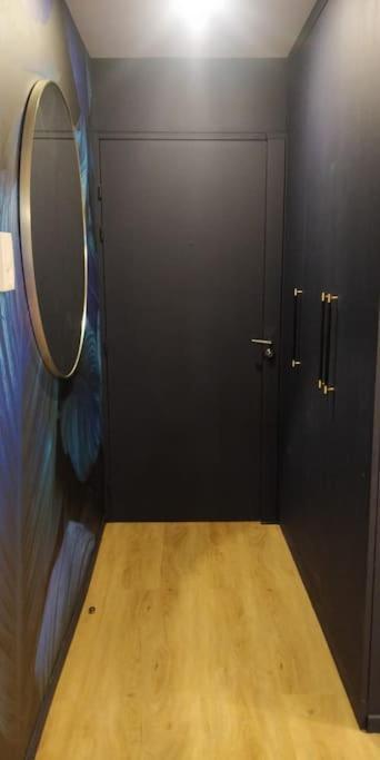 T3 Le Designer 4E-Terrasse-Climatisation & Netflix Apartment มาร์กเซย ภายนอก รูปภาพ